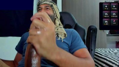 Ralfvoss live cam on Cam4