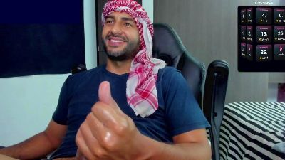 Ralfvoss live cam on Cam4