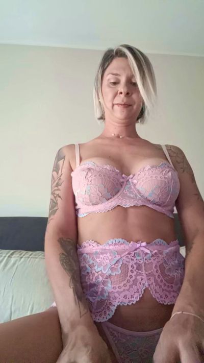Raluca_Fr live cam on Cam4