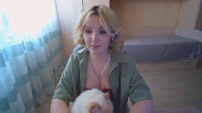 RamonaTordsen live cam on Cam4