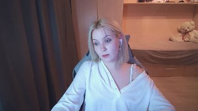 RamonaTordsen live cam on Cam4