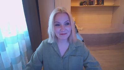 RamonaTordsen live cam on Cam4