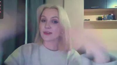 RamonaTordsen live cam on Cam4