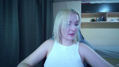 RamonaTordsen live cam on Cam4