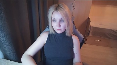 RamonaTordsen live cam on Cam4