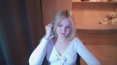 RamonaTordsen live cam on Cam4