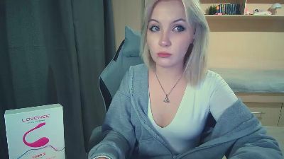 RamonaTordsen live cam on Cam4