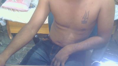 Ramuooo99 live cam on Cam4