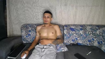 Ramyer199 live cam on Cam4