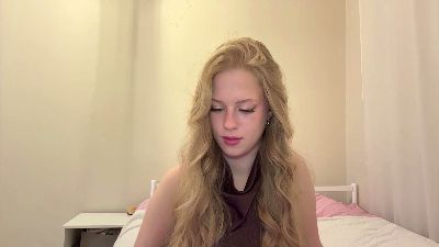 RandaSerles live cam on Cam4