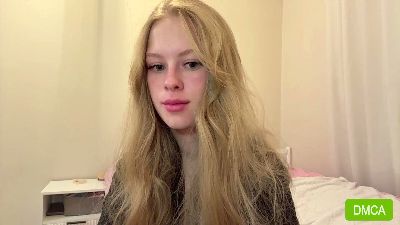 RandaSerles live cam on Cam4