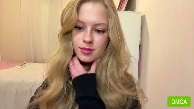RandaSerles live cam on Cam4