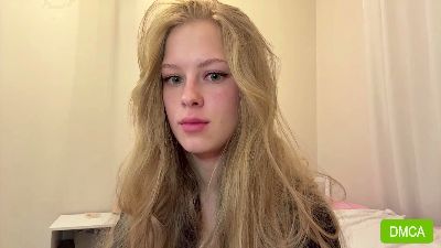 RandaSerles live cam on Cam4