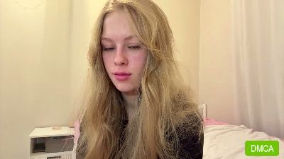 RandaSerles live cam on Cam4