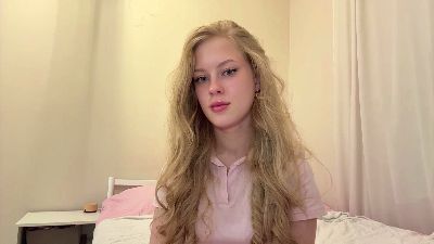 RandaSerles live cam on Cam4