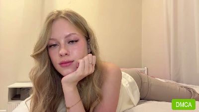 RandaSerles live cam on Cam4