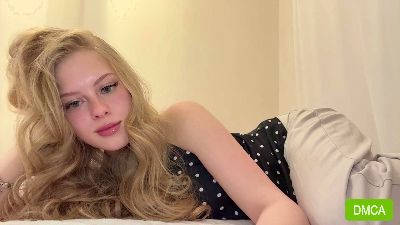 RandaSerles live cam on Cam4