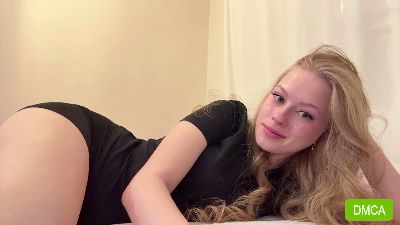RandaSerles live cam on Cam4