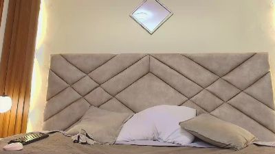 Raqueljones_ live cam on Cam4