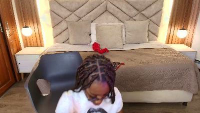 Raqueljones_ live cam on Cam4