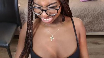 Raqueljones_ live cam on Cam4