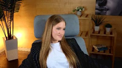 RasheedaKruskie live cam on Cam4