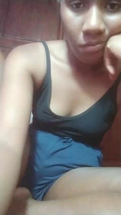 Raso69 live cam on Cam4