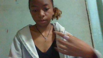 Rasoanir live cam on Cam4