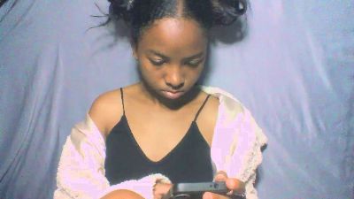 Rasoanir live cam on Cam4