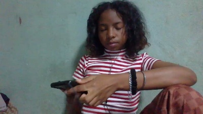 Rasoanir live cam on Cam4