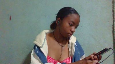 Rasoanir live cam on Cam4