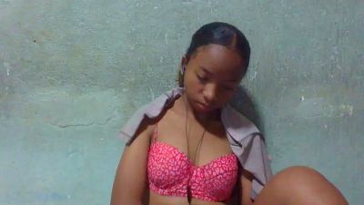 Rasoanir live cam on Cam4
