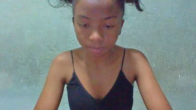 Rasoanir live cam on Cam4