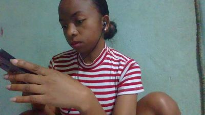 Rasoanir live cam on Cam4