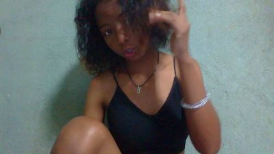 Rasoanir live cam on Cam4