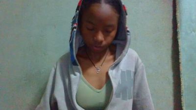 Rasoanir live cam on Cam4