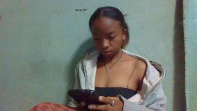 Rasoanir live cam on Cam4