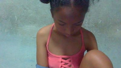 Rasoanir live cam on Cam4