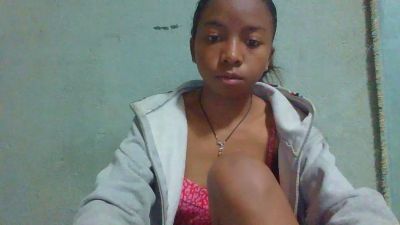 Rasoanir live cam on Cam4
