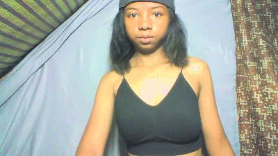 Rasoanir live cam on Cam4