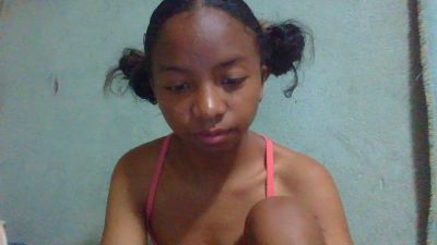 Rasoanir live cam on Cam4