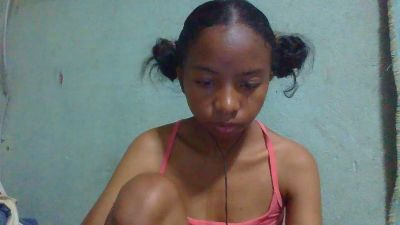 Rasoanir live cam on Cam4