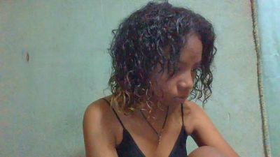 Rasoanir live cam on Cam4