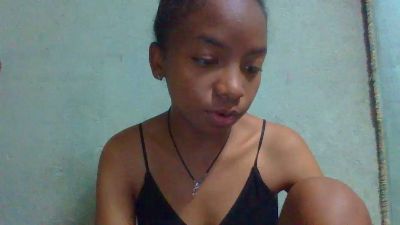 Rasoanir live cam on Cam4