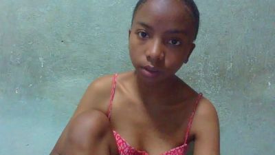Rasoanir live cam on Cam4