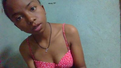 Rasoanir live cam on Cam4