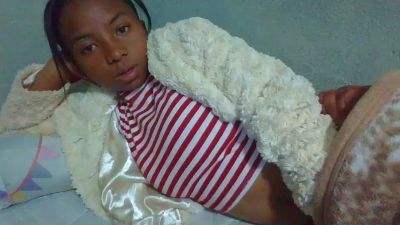 Rasoanir live cam on Cam4
