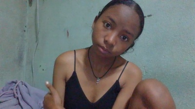 Rasoanir live cam on Cam4