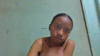 Rasoanir live cam on Cam4