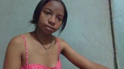 Rasoanir live cam on Cam4